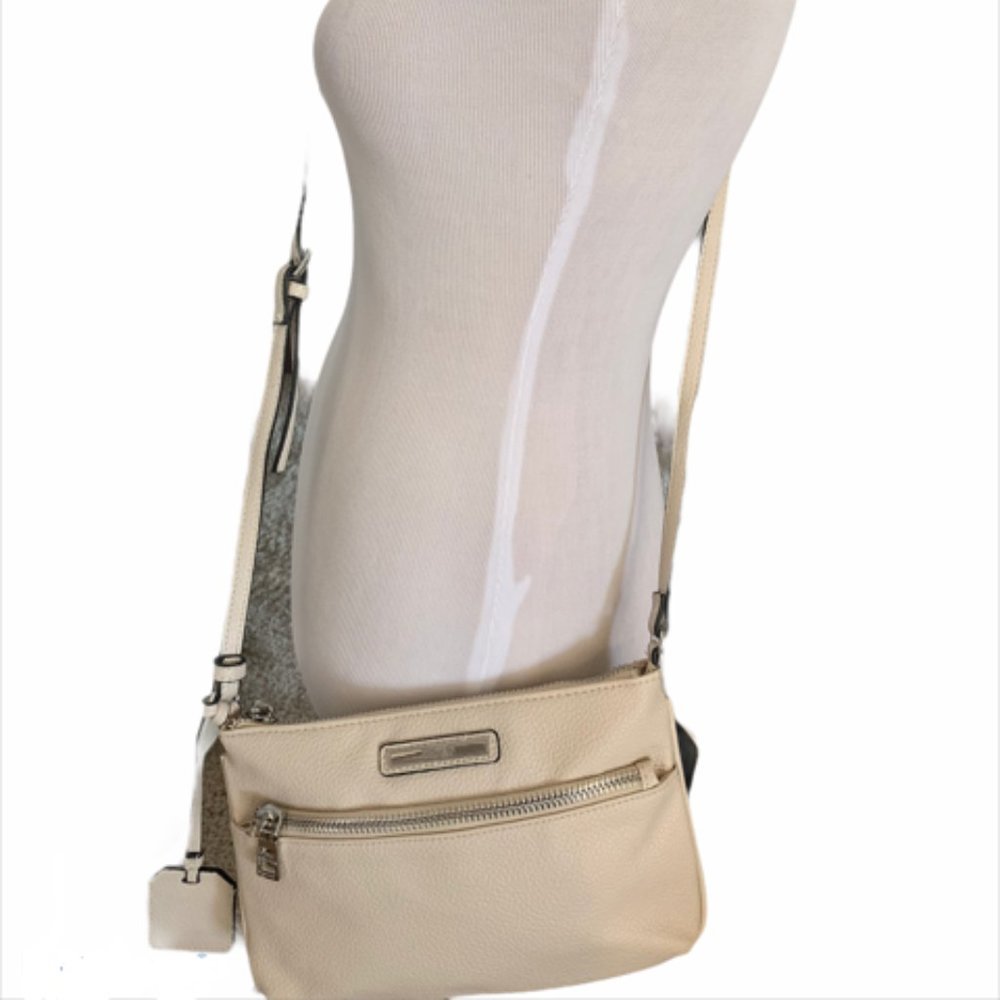 NWT Steve Madden Beige Crossbody Handbag